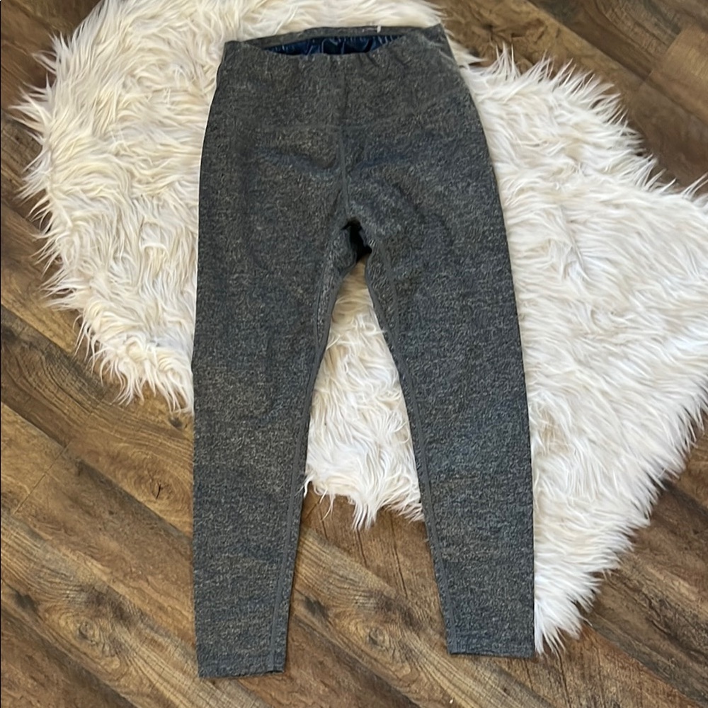Sweat shaper medium women’s work out Capri leggings
